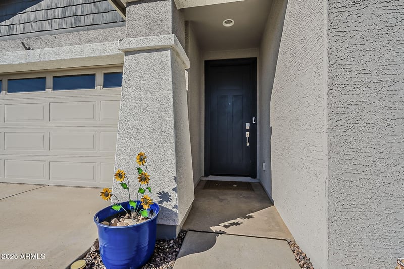 4342 Enmark Dr, San Tan Valley, AZ 85143