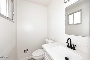 4343 Union Hills Dr, Phoenix, AZ 85050