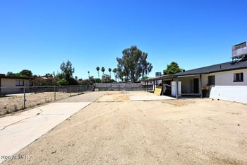 4343 Union Hills Dr, Phoenix, AZ 85050