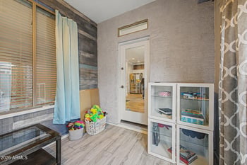 4343 Vaughn Ave, Gilbert, AZ 85234