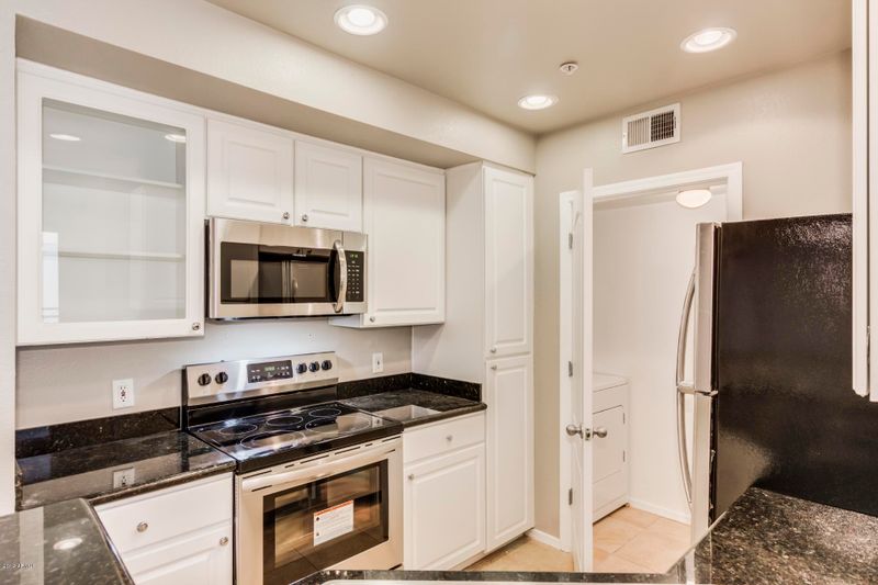 4343 N 21st St #233, Phoenix, AZ 85016