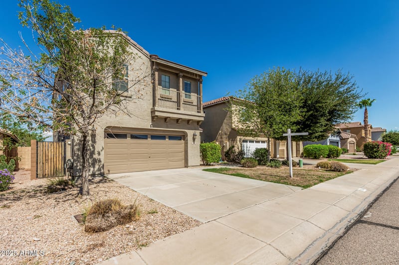 4344 Alamo St, San Tan Valley, AZ 85140