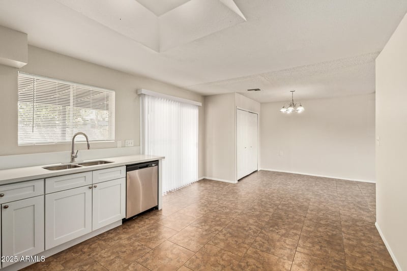4344 Michelle Dr, Phoenix, AZ 85032
