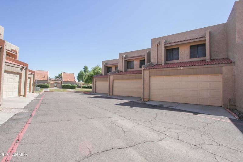 4345 State Ave, Glendale, AZ 85301