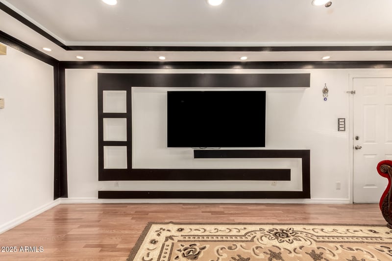 4348 Shangri La Rd, Glendale, AZ 85304