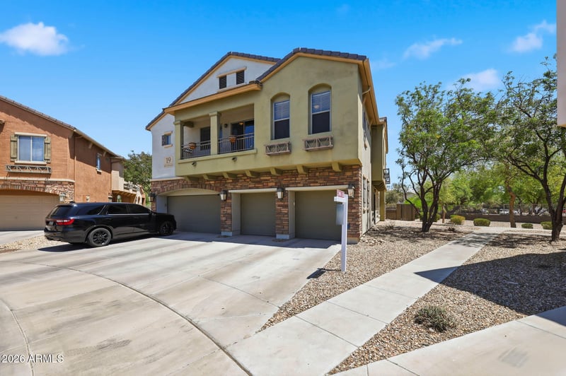 435 N 168th Dr, Goodyear, AZ 85338