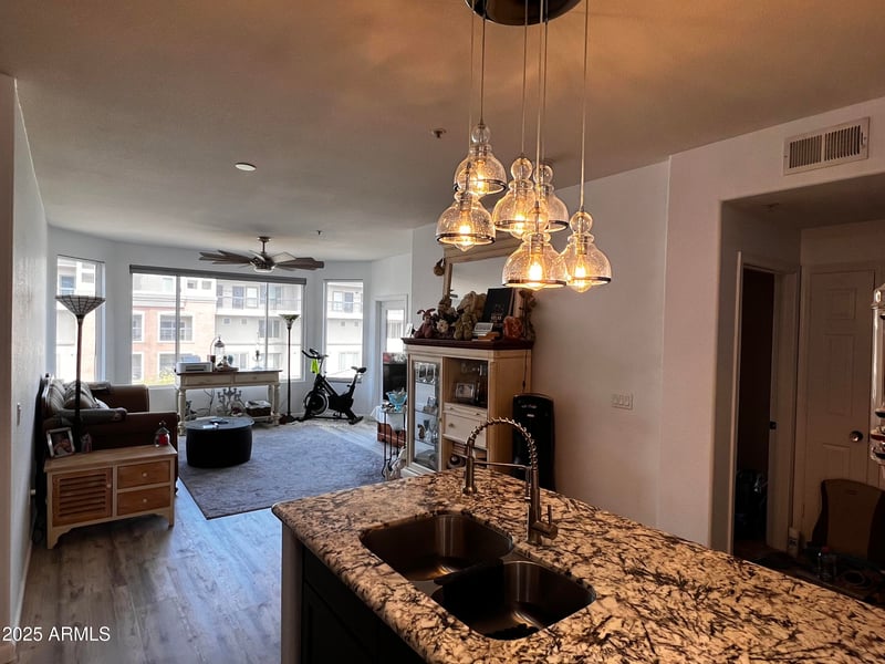 435 Rio Salado Pw #303, Tempe, AZ 85281