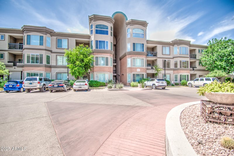 435 Rio Salado Pw #208, Tempe, AZ 85281