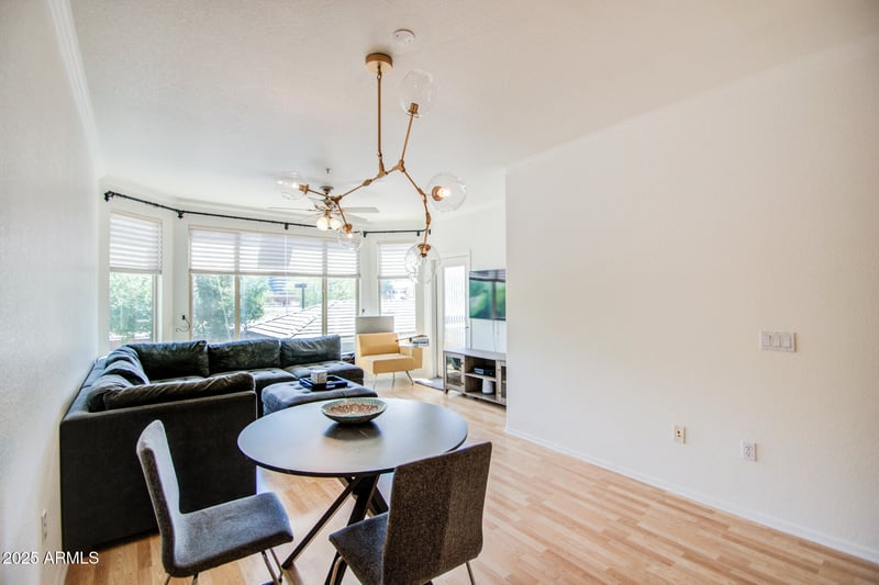 435 Rio Salado Pw #208, Tempe, AZ 85281