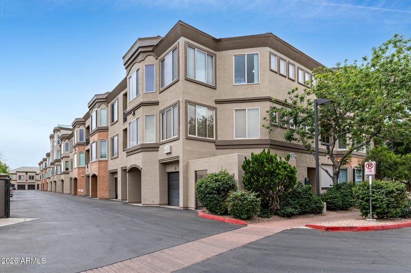 435 W Rio Salado Pw #305, Tempe, AZ 85281