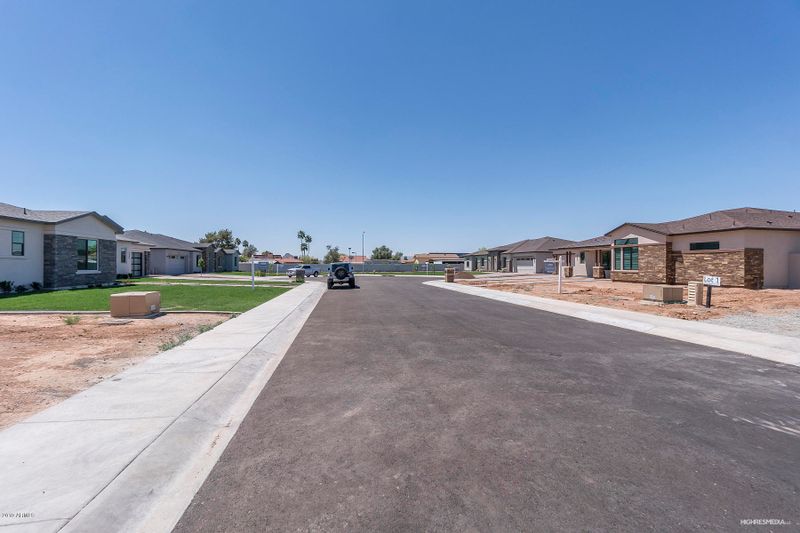 4350 E Kathleen Rd, Phoenix, AZ 85032