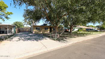 4350 Morten Ave, Glendale, AZ 85301