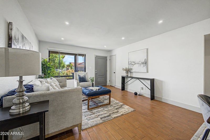4350 Mescal St, Glendale, AZ 85304