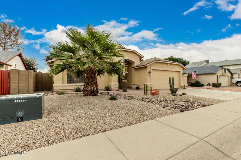 4351 W Escuda Dr, Glendale, AZ 85308