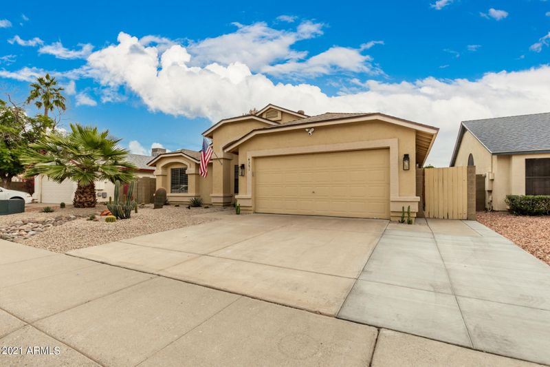 4351 W Escuda Dr, Glendale, AZ 85308