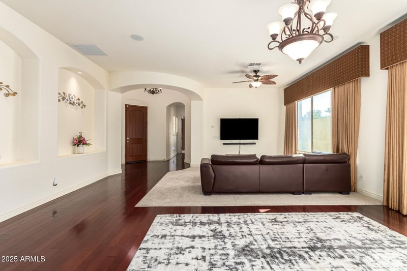 4352 Santa Fe Ct, Gilbert, AZ 85297