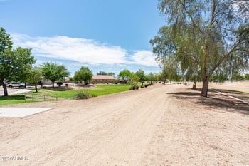 4352 St Catherine Ave, Laveen, AZ 85339