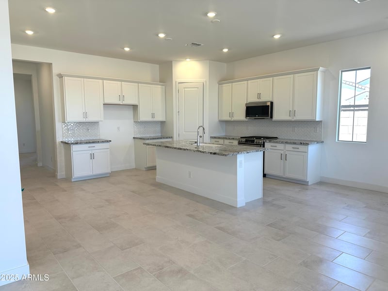 43527 Wollemi St, Queen Creek, AZ 85140