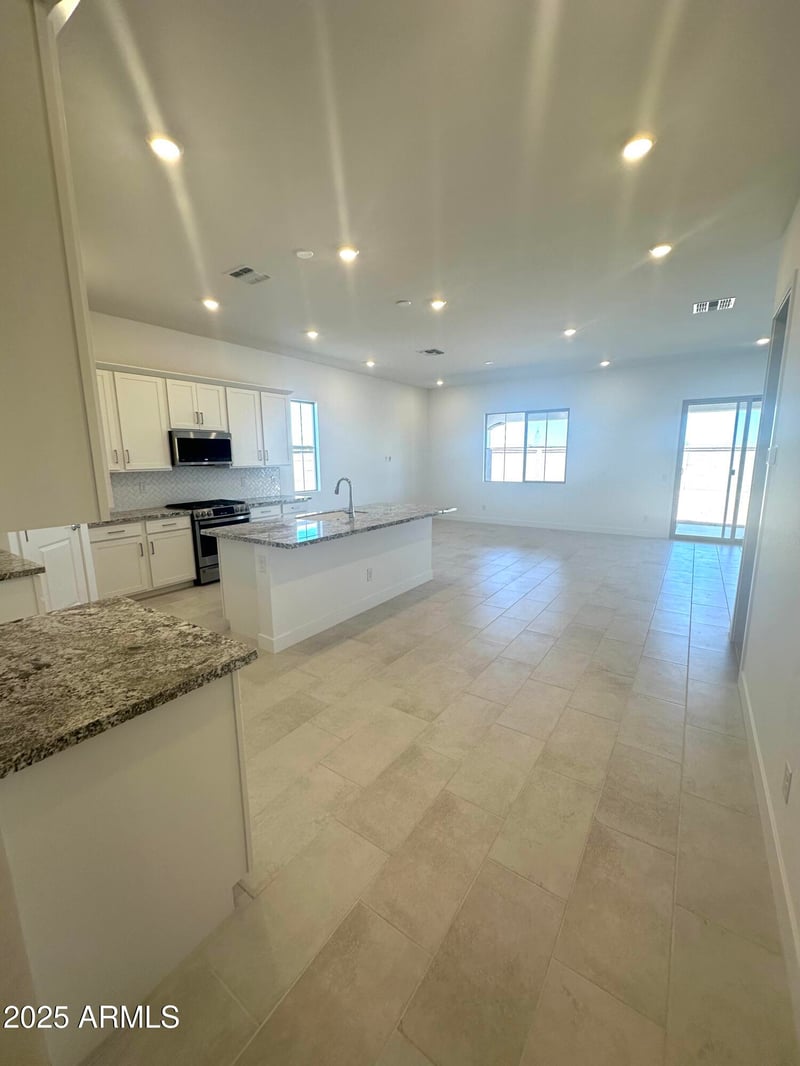 43527 Wollemi St, Queen Creek, AZ 85140