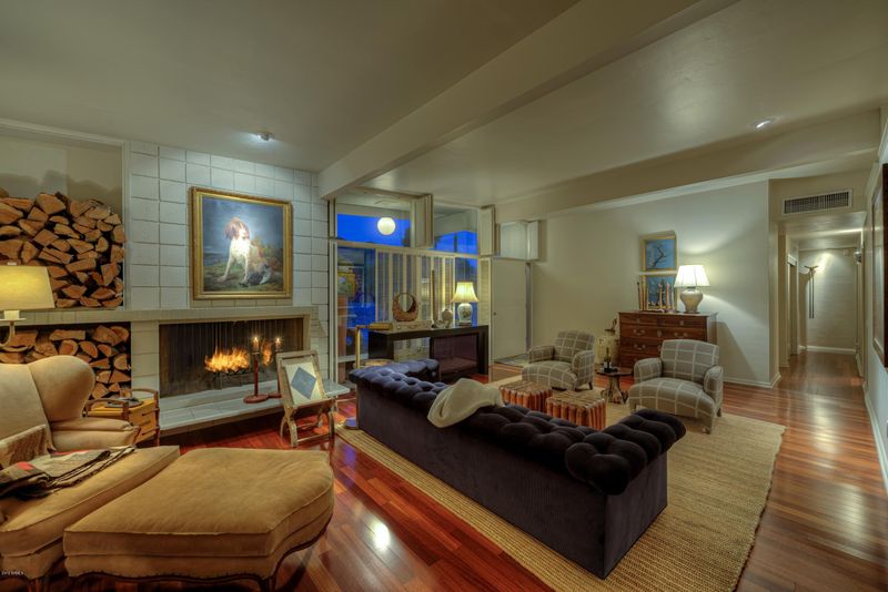 4353 E Palo Verde Dr, Phoenix, AZ 85018