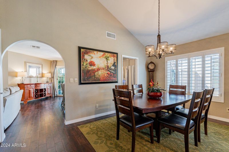 4353 E Sandia St, Phoenix, AZ 85044