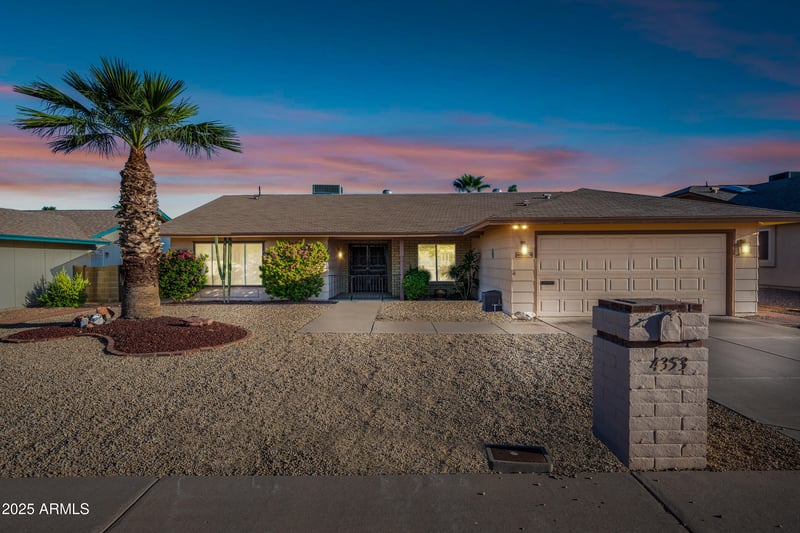 4353 Walatowa St, Phoenix, AZ 85044