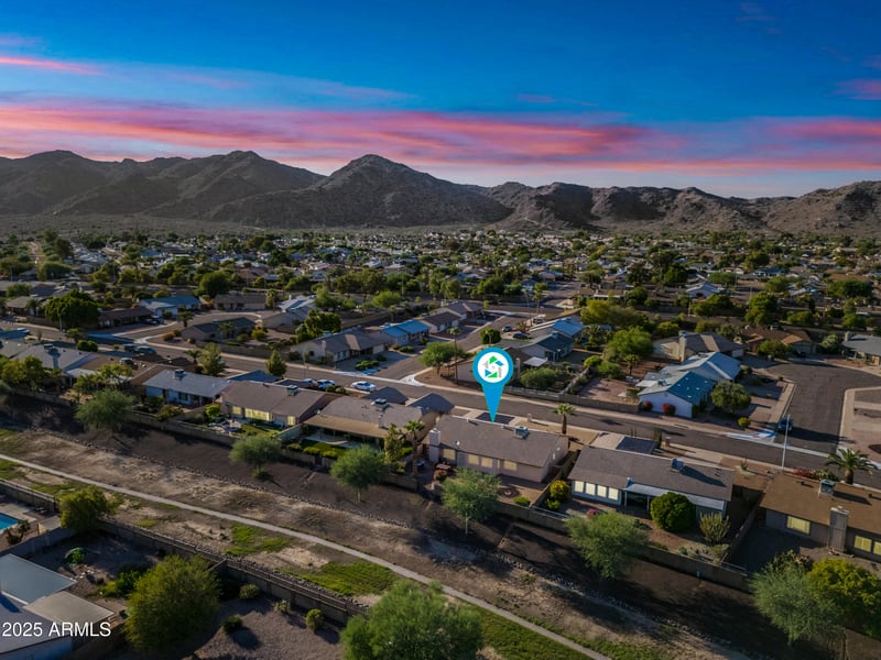 4353 Walatowa St, Phoenix, AZ 85044