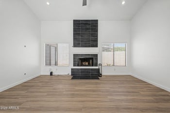 4354 Dry Creek Rd, Phoenix, AZ 85044