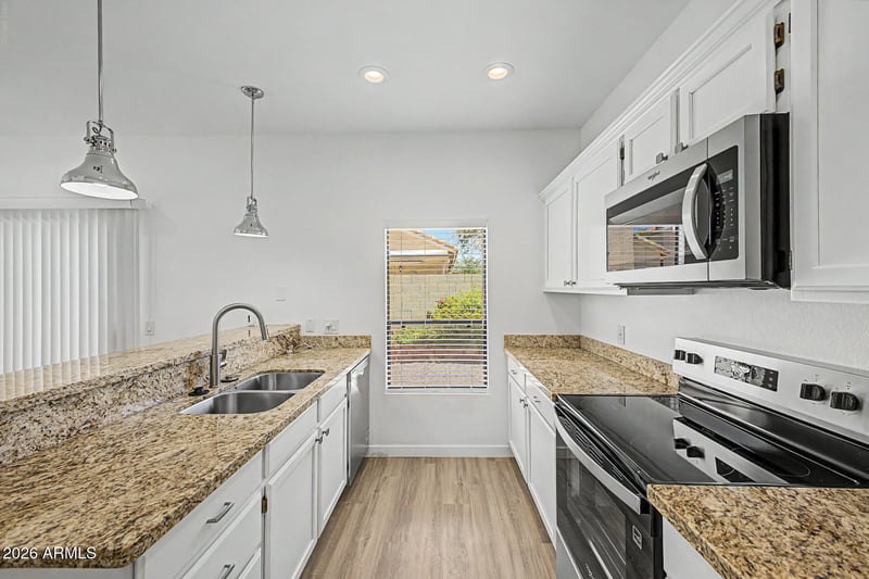 4354 E Dry Creek Rd, Phoenix, AZ 85044