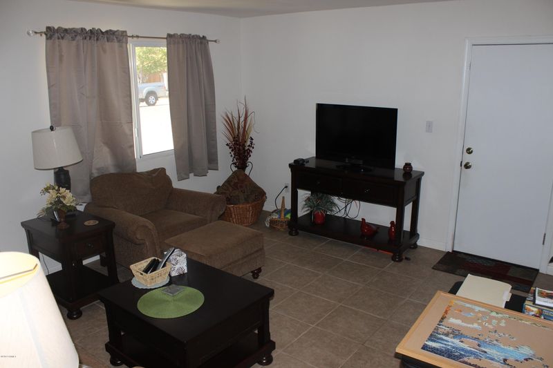 4354 E Michelle Dr, Phoenix, AZ 85032