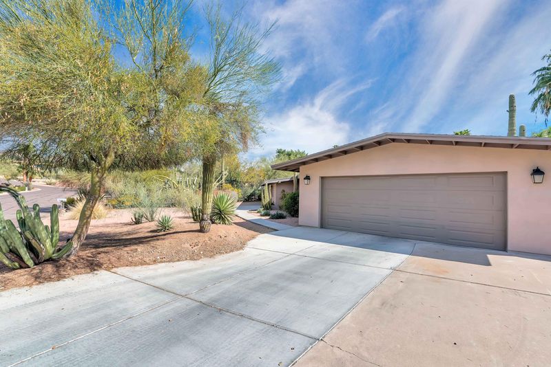 4354 E Palo Verde Dr, Phoenix, AZ 85018