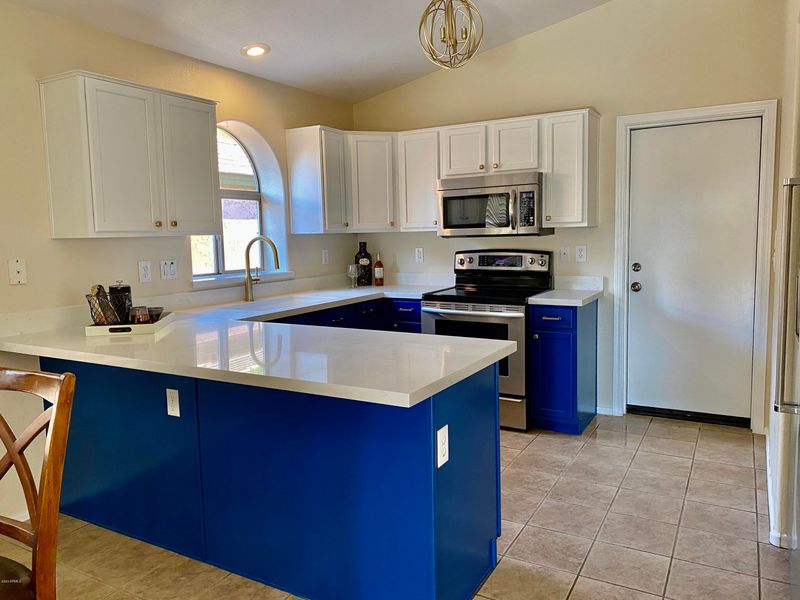 4355 E Gatewood Rd, Phoenix, AZ 85050