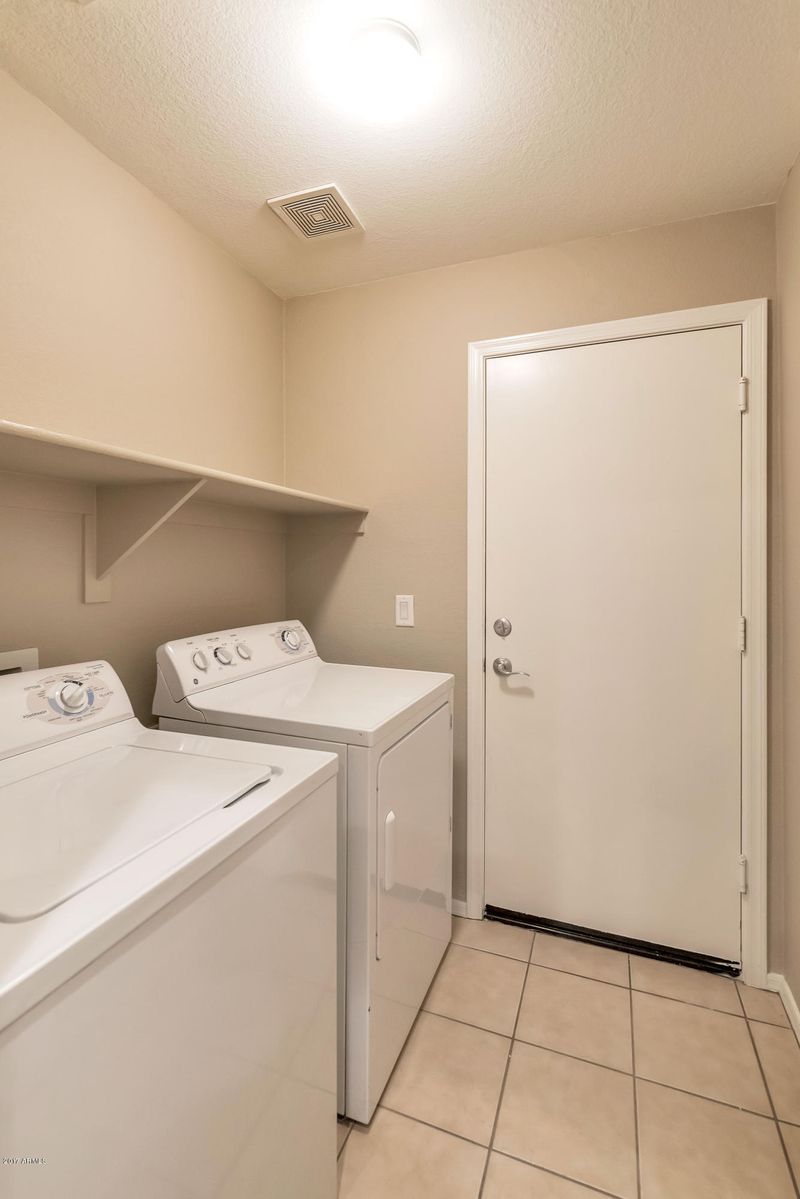 4355 E Rosemonte Dr, Phoenix, AZ 85050