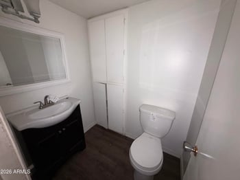 4356 Ocotillo Rd, Glendale, AZ 85301