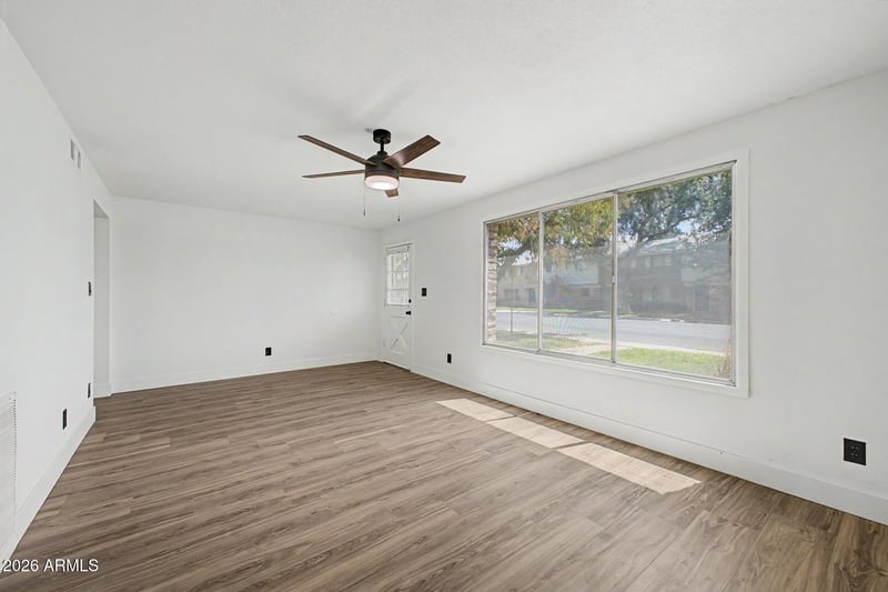 4356 W Ocotillo Rd, Glendale, AZ 85301