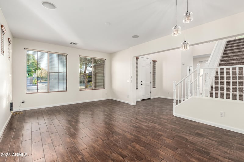 43602 Sansom Dr, Maricopa, AZ 85138