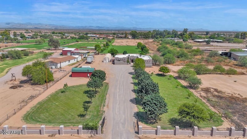 43607 N Coyote Rd, San Tan Valley, AZ 85140