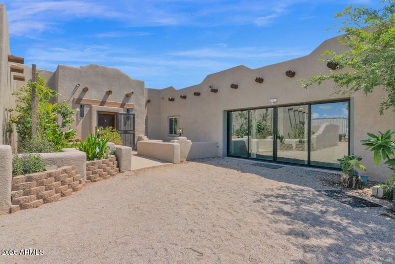 43607 N Coyote Rd, San Tan Valley, AZ 85140