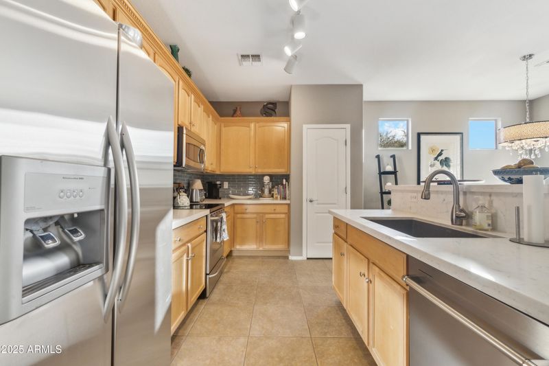 4364 E Selena Dr, Phoenix, AZ 85050