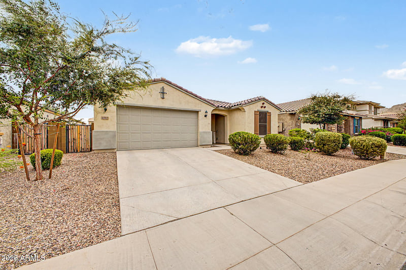 4365 Pelotazo Way, San Tan Valley, AZ 85144