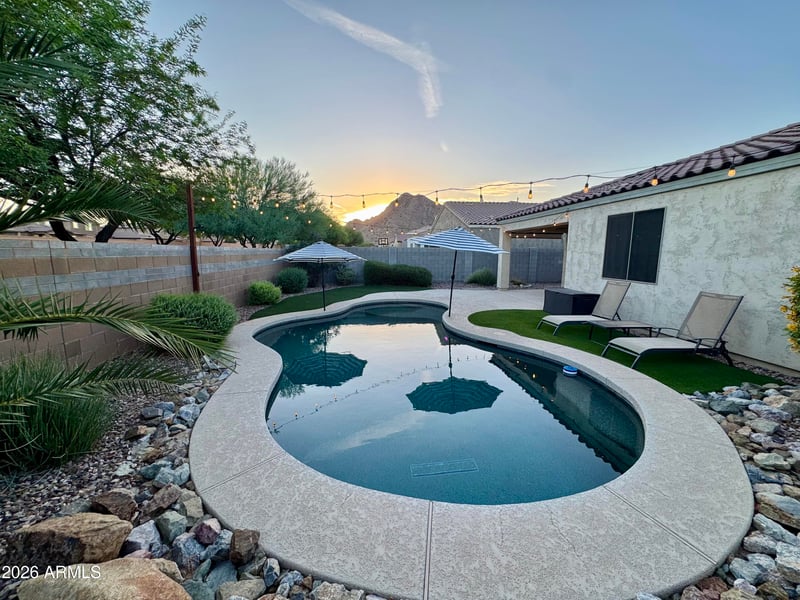 4365 W Pelotazo Way, San Tan Valley, AZ 85144