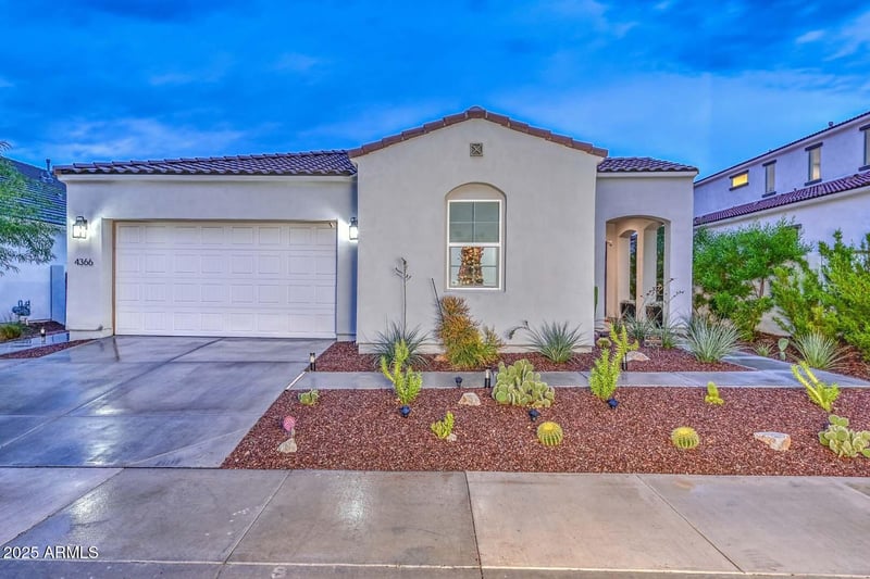 4366 198th Dr, Litchfield Park, AZ 85340