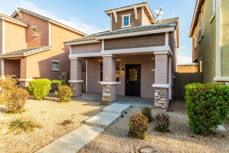 4366 E Sack Dr, Phoenix, AZ 85050