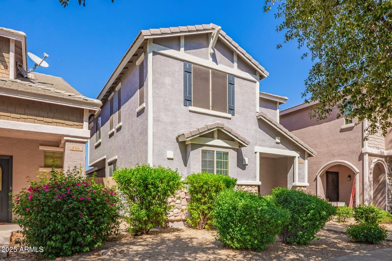 4368 E Sack Dr, Phoenix, AZ 85050