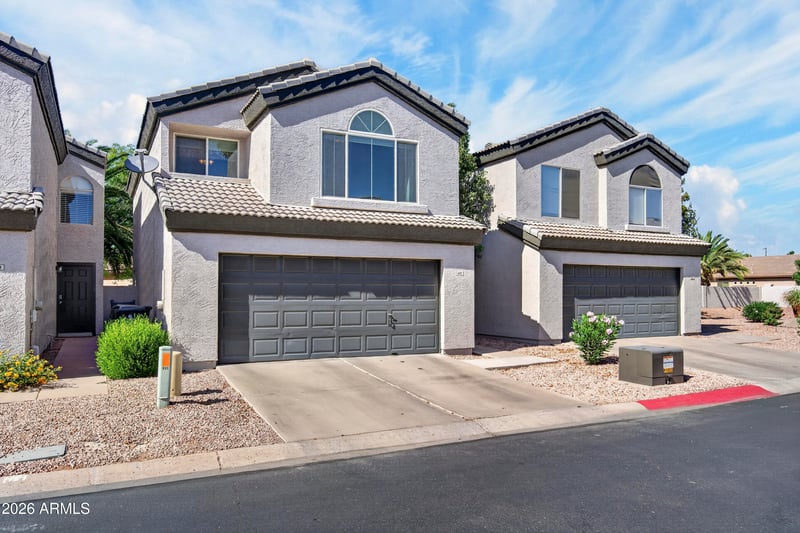 437 Sunrise Dr, Gilbert, AZ 85233