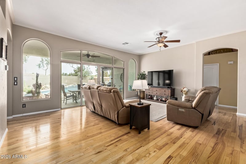 4370 E Sundance Ct E, Gilbert, AZ 85297
