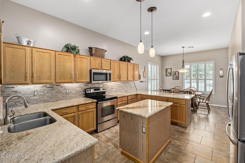 4370 E Sundance Ct E, Gilbert, AZ 85297