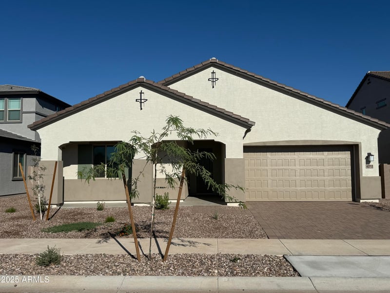 43713 Wollemi St, Queen Creek, AZ 85140