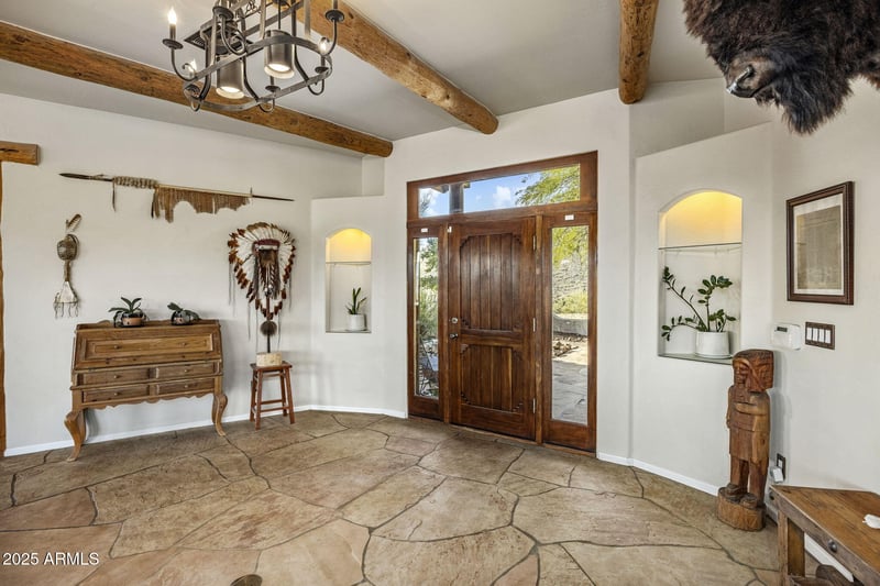 43717 11th Ave, New River, AZ 85087