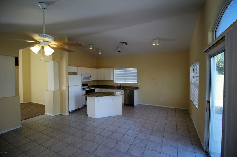 4374 E Hartford Ave, Phoenix, AZ 85032